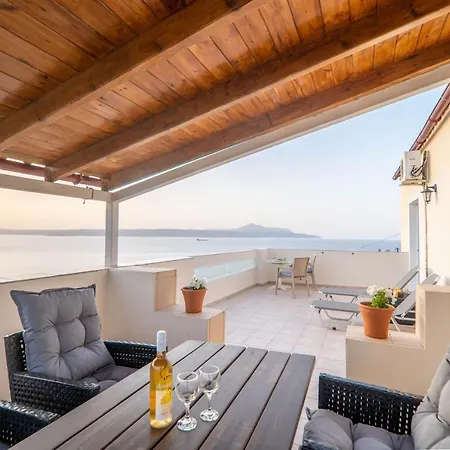 Apartment Manos